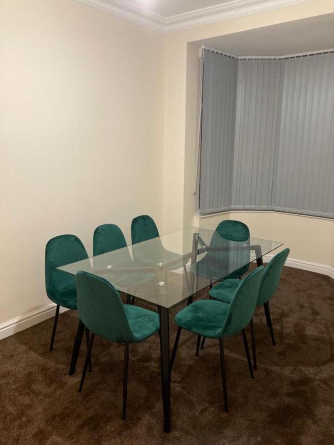 Homely 3-Bed House In Bham 15 Min From City Centre Birmingham Exterior photo