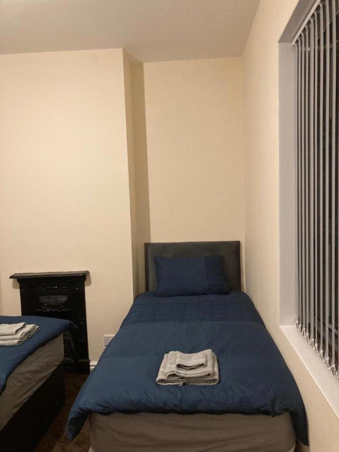 Homely 3-Bed House In Bham 15 Min From City Centre Birmingham Exterior photo